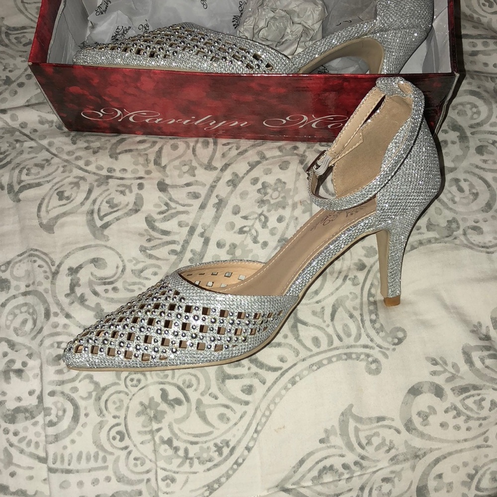 BRAND NEW SILVER HEELS